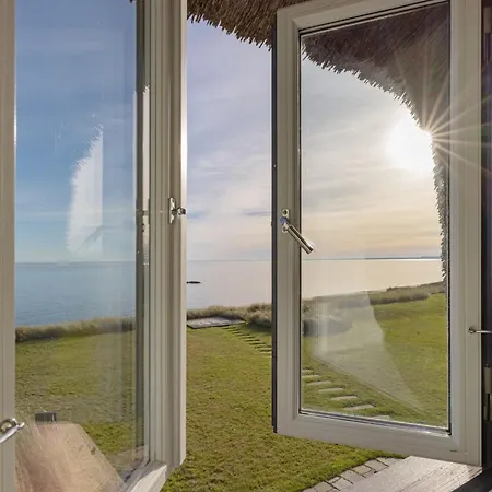Seaside Semesterbostad *