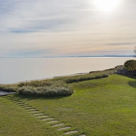 Seaside Semesterbostad *