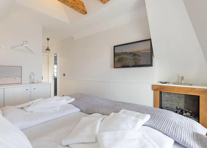 Seaside Semesterbostad List